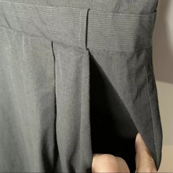 Theory womens Career Wool blend dress size 4 gray pinstripe - Picture 3 of 5